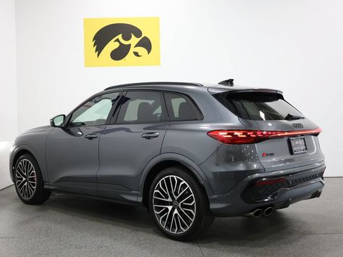 Used 2025 Audi SQ5 Premium Plus w/ Premium Plus Package AWD/4WD image 9