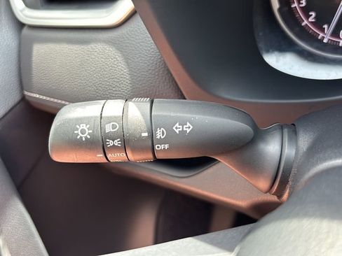 Used 2023 Toyota RAV4 XLE Premium FWD image 19