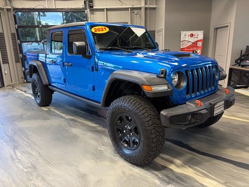 Used 2021 Jeep Gladiator Mojave w/ Trailer Tow Package AWD/4WD image 1