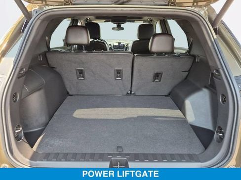 Certified 2023 Chevrolet Equinox RS w/ RS Leather Package AWD/4WD image 31