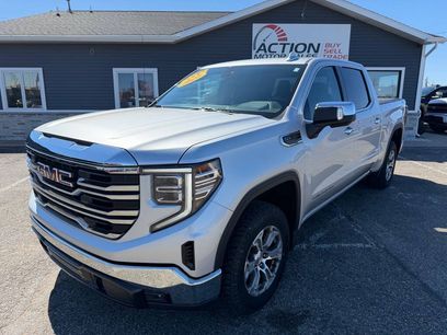 Used 2022 GMC Sierra 1500 SLT w/ SLT Convenience Package
