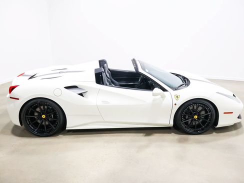 Used 2017 Ferrari 488 Spider RWD image 86