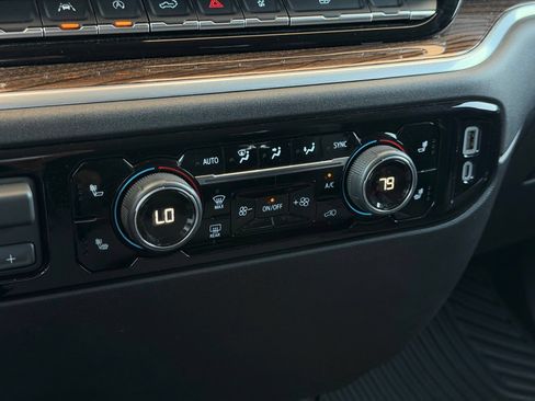 Used 2026 Chevrolet Silverado 1500 RST AWD/4WD image 47
