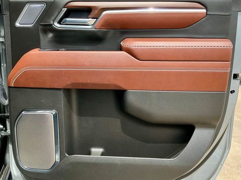 Used 2024 GMC Sierra 2500 Denali Ultimate w/ Max Trailering Package image 26