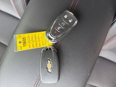 Used 2022 Chevrolet Equinox RS AWD/4WD image 31