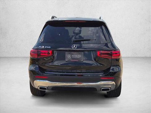 Certified 2026 Mercedes-Benz GLB 250 image 7