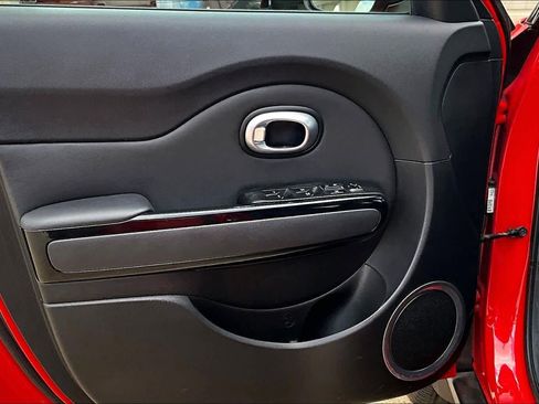 Used 2016 Kia Soul ! image 20