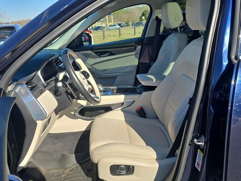 Used 2022 Jaguar F-PACE S image 17