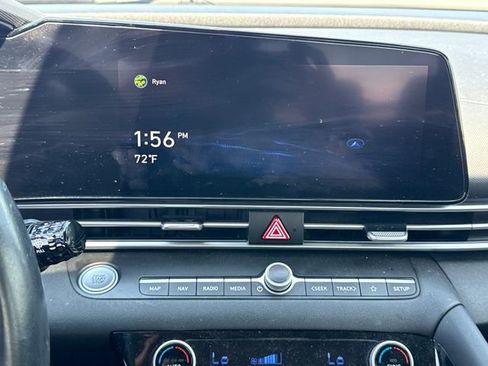 Used 2021 Hyundai Elantra Limited FWD image 28