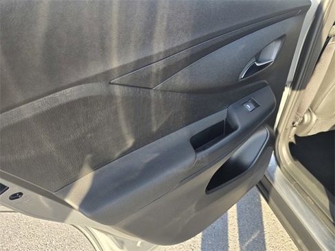 New 2026 Buick Envista Preferred image 11