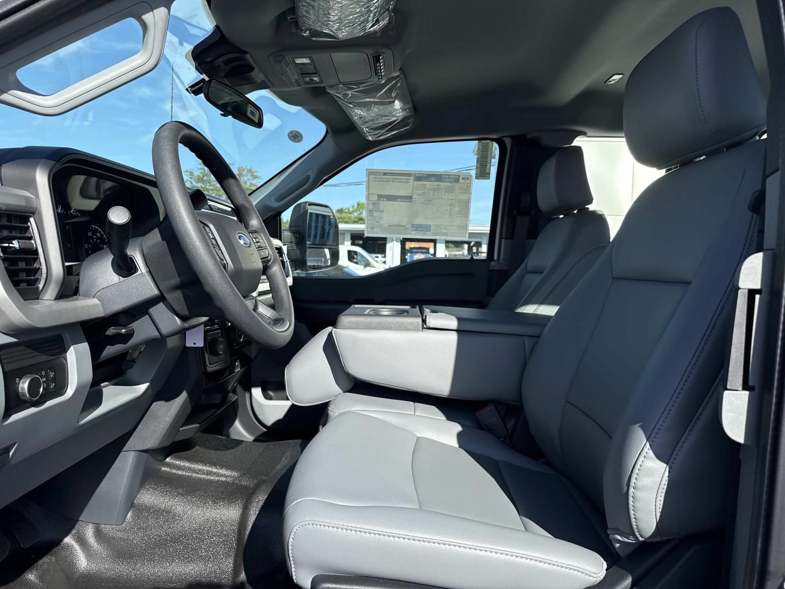 New 2026 Ford F550 4x4 SuperCab Super Duty image 10