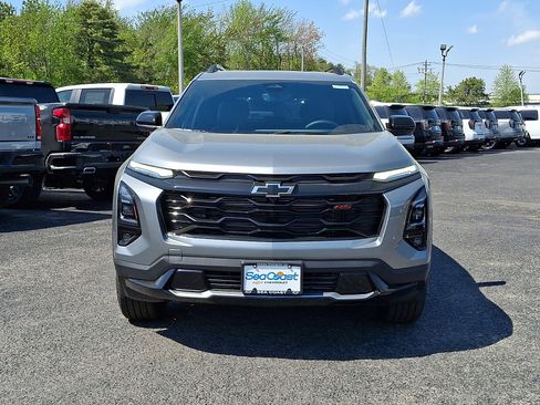 New 2026 Chevrolet Equinox RS w/ Convenience Package III FWD image 2