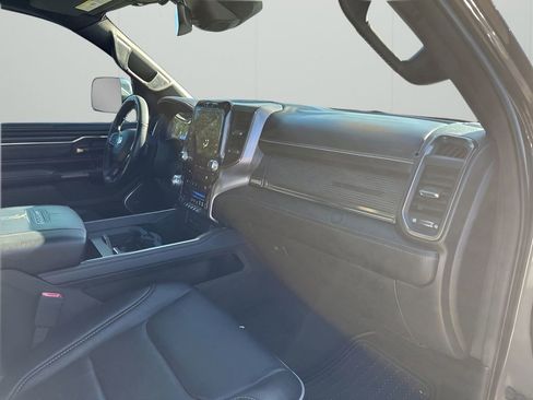 Used 2019 RAM 1500 Limited image 13