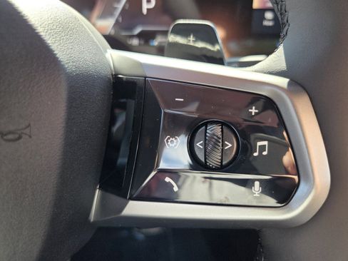 New 2026 BMW 530i xDrive w/ M Sport Package image 26