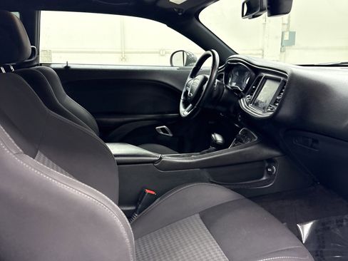 Used 2018 Dodge Challenger T/A image 13
