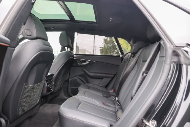 Certified 2023 Audi Q8 Prestige w/ Prestige Package AWD/4WD image 33