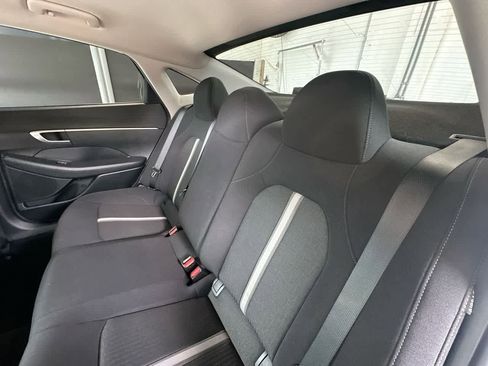 Used 2023 Hyundai Sonata SE FWD image 22