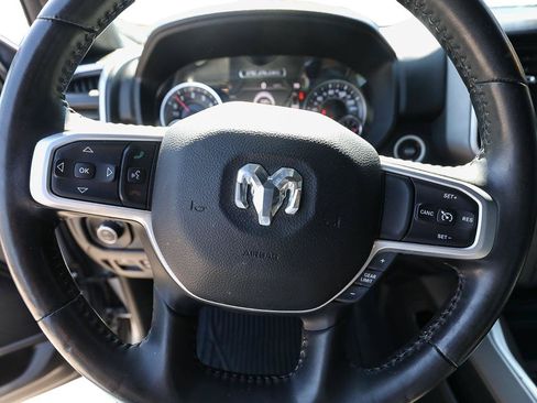 Used 2021 RAM 1500 Big Horn AWD/4WD image 16