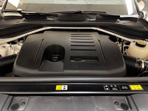 Used 2024 Land Rover Range Rover Sport SE AWD/4WD image 29
