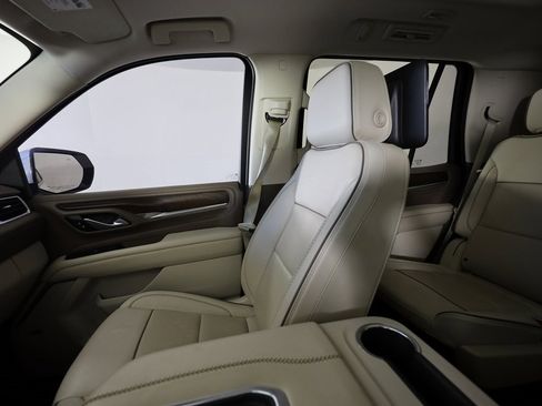 Used 2021 GMC Yukon Denali w/ Denali Premium Package image 42