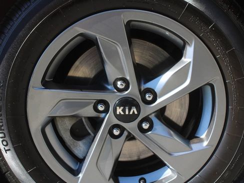 Used 2021 Kia K5 LXS FWD image 17