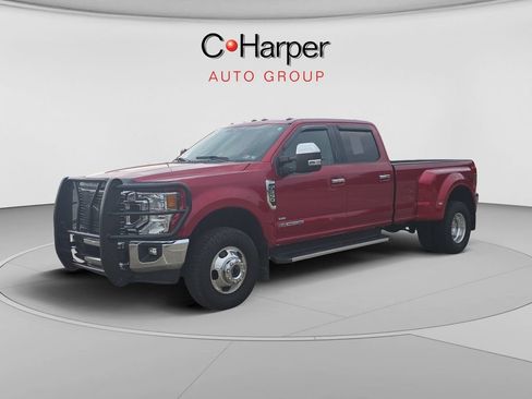 Used 2022 Ford F350 XLT w/ XLT Premium Package AWD/4WD image 2