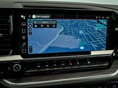 New 2026 GMC Sierra 1500 SLT image 15