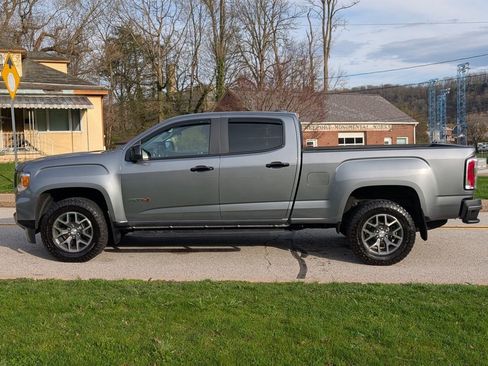 Used 2022 GMC Canyon AT4 image 12