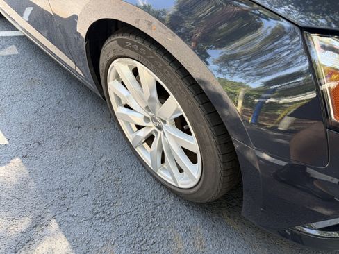 Used 2018 Audi A5 2.0T Premium AWD/4WD image 11