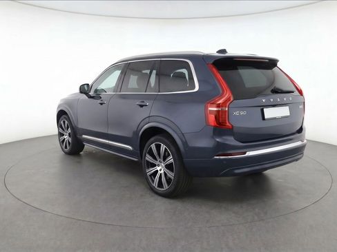 Certified 2024 Volvo XC90 B6 Plus AWD/4WD image 3