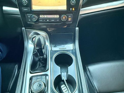 Used 2019 Nissan Maxima 3.5 SV w/ Floor Mat Group FWD image 24