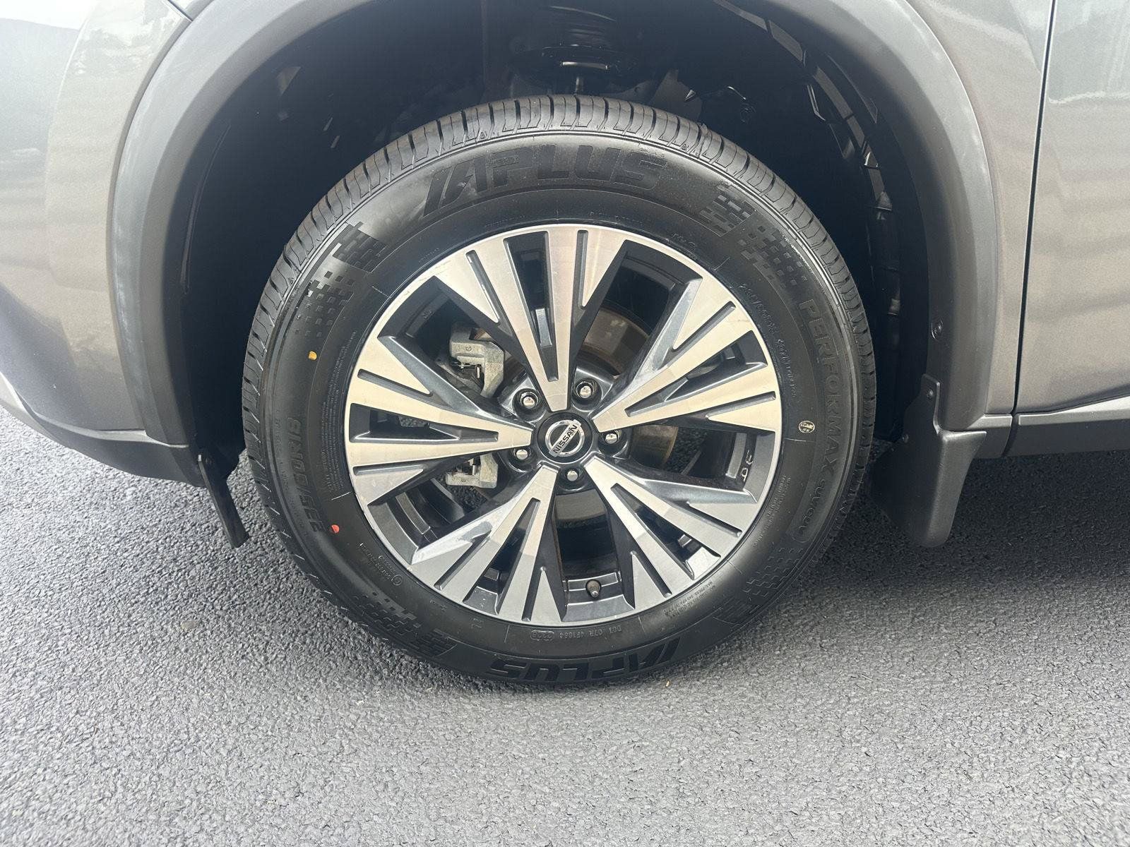 Used 2021 Nissan Rogue SV w/ Premium Package AWD/4WD image 15