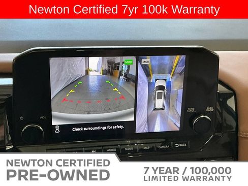 Used 2025 Nissan Pathfinder Platinum AWD/4WD image 15