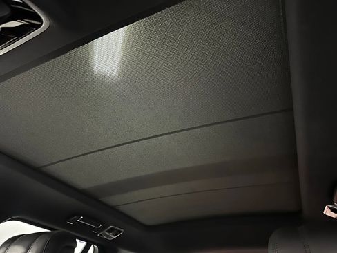 Used 2019 Land Rover Range Rover image 45