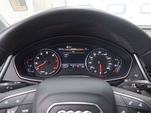 Used 2024 Audi Q5 2.0T Premium w/ Convenience Package AWD/4WD image 25
