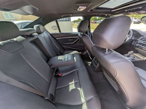 Used 2018 BMW 330i Sedan RWD image 38