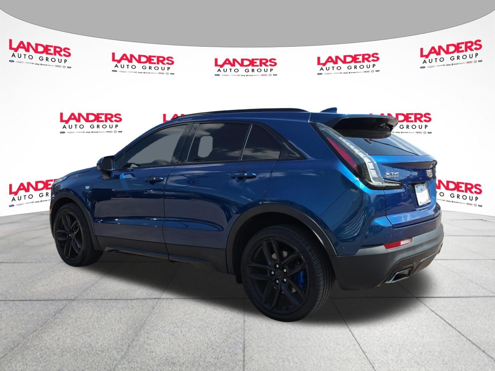 Used 2019 Cadillac XT4 Sport w/ Driver Awareness Package FWD image 5