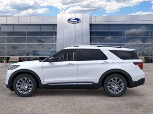 New 2026 Ford Explorer Platinum RWD image 3