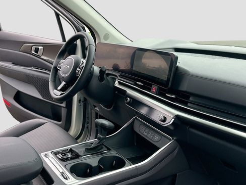 New 2025 Kia Carnival SX Prestige image 5