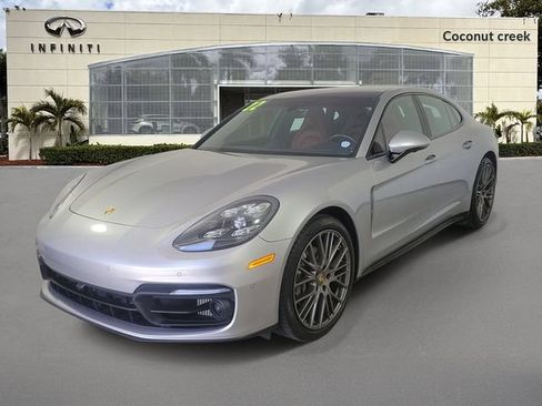 Used 2022 Porsche Panamera Platinum Edition RWD image 2
