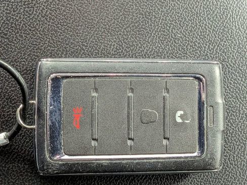 Used 2024 Jeep Grand Cherokee L Laredo RWD image 32