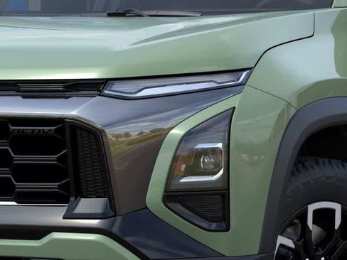 New 2026 Chevrolet Equinox ACTIV AWD/4WD image 12