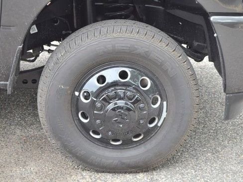 New 2026 RAM 3500 Big Horn AWD/4WD image 10