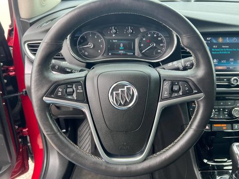 Used 2018 Buick Encore Premium image 9