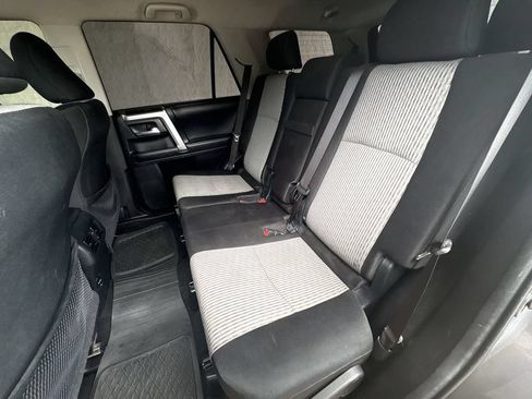 Used 2018 Toyota 4Runner SR5 AWD/4WD image 25
