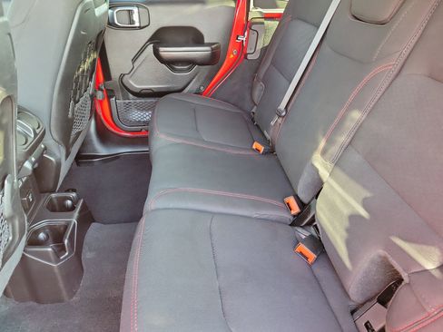 Used 2020 Jeep Wrangler Unlimited Rubicon image 12