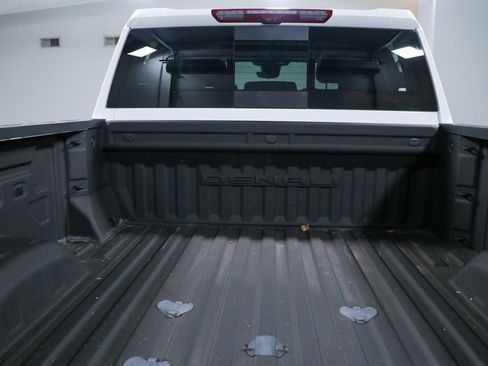 Used 2024 GMC Sierra 2500 Denali w/ Denali Reserve Package AWD/4WD image 32