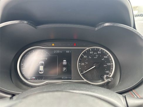 Used 2025 Nissan Versa SR w/ Trunk Package image 10