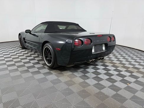Used 2001 Chevrolet Corvette Convertible w/ Preferred Equipment Group2 image 7