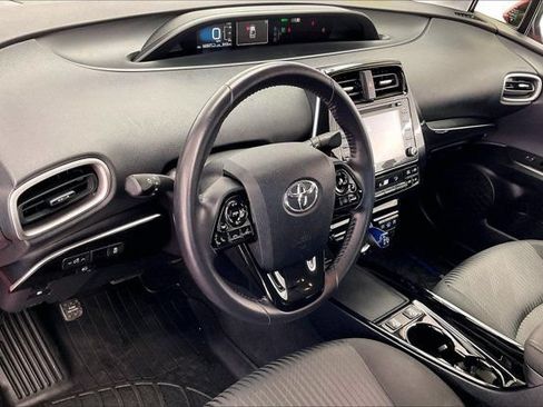 Used 2020 Toyota Prius Prime LE FWD image 14